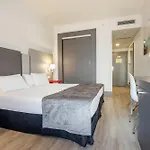 Hotel Ilunion Romareda 4*
