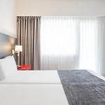 Ilunion Romareda 4* Zaragoza