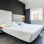 Hotel Ilunion Romareda Zaragoza