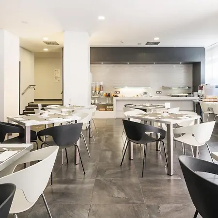 Hotel Ilunion Romareda Zaragoza