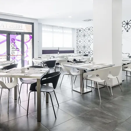 Ilunion Romareda Otel Zaragoza