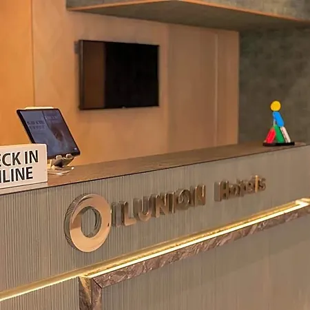 Ilunion Romareda Szálloda 4*