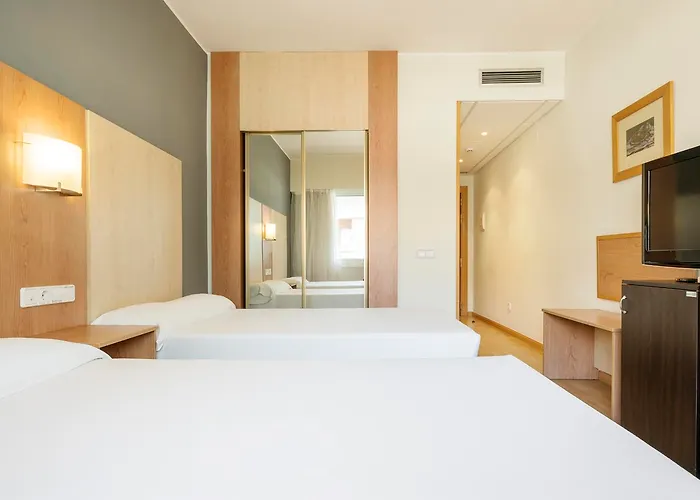 伊鲁尼翁罗曼瑞达酒店 酒店 4*