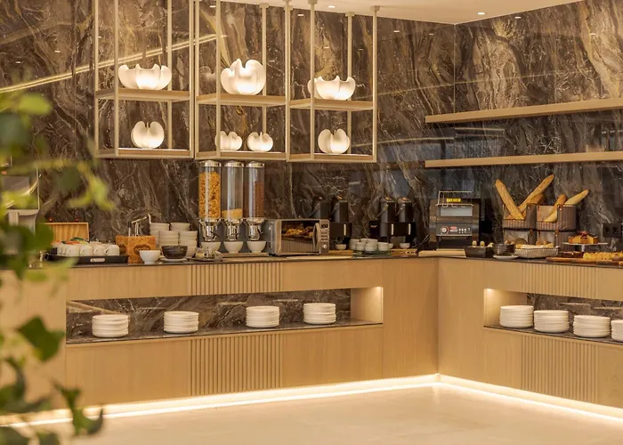 ホテル Ilunion Romareda