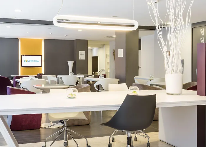 伊鲁尼翁罗曼瑞达酒店 4*