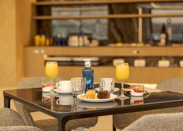 ホテル Ilunion Romareda サラゴサ