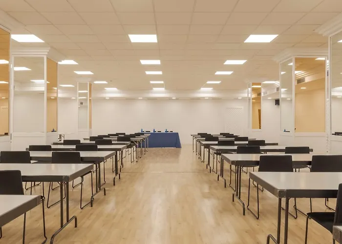 伊鲁尼翁罗曼瑞达酒店 4*