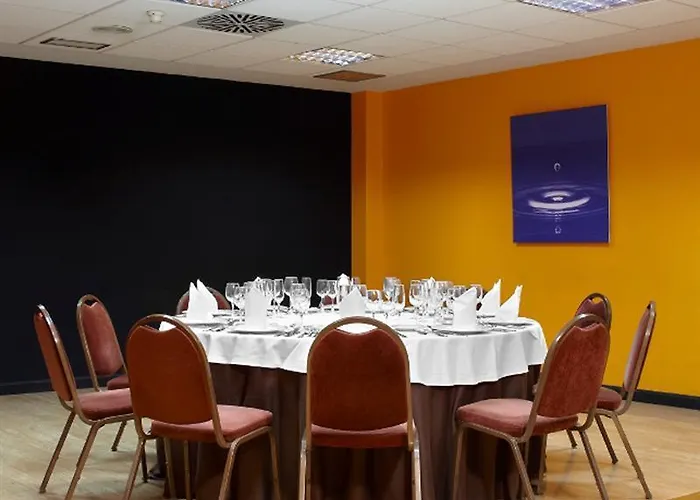 伊鲁尼翁罗曼瑞达酒店 酒店 萨拉戈萨